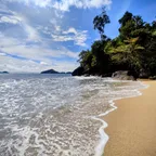 Pantai Batu Kuciang