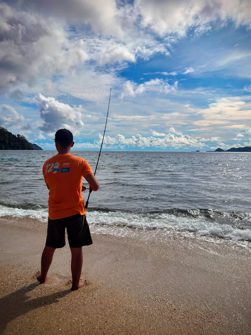 Aktivitas memancing