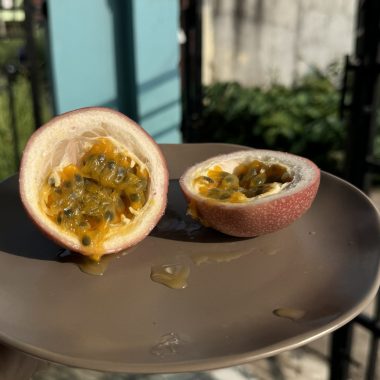 Markisa M571 yang sudah matang